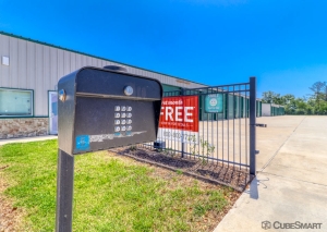 CubeSmart Self Storage - Highway 190 - Photo 8