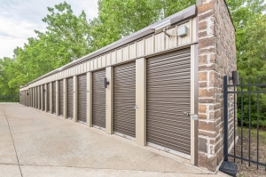 StorageMart - Laurel St