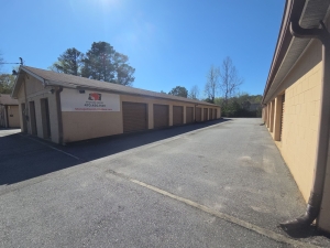 Storage Depot - 370 E Foster Ave