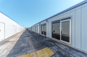 Storage Depot - 9021 Ruland Rd - Photo 9