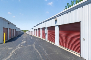 StorageMart - Rt 59 & Lake Street