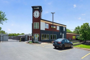 StorageMart - N Eola Rd - Photo 8