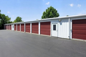 StorageMart - N Eola Rd - Photo 10