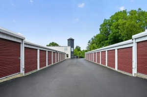 StorageMart - N Eola Rd - Photo 17