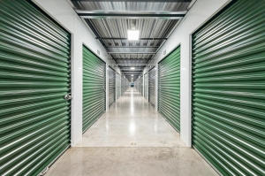 StorageMart - US 41 & US 167