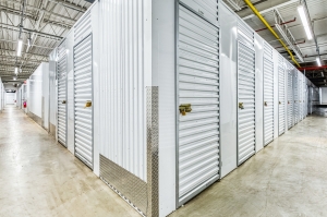 StorageMart- S 28th St
