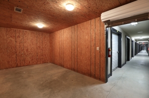 Freeway Self Storage - Photo 8