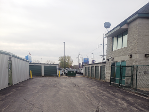 Storage Rentals of America - Woodstock - S Eastwood Dr. - Photo 2