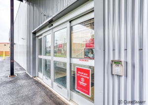 CubeSmart Self Storage NY Syracuse Hiawatha Blvd - Photo 7