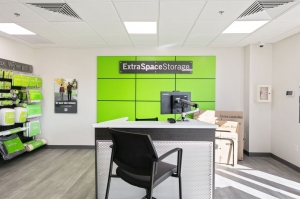 Extra Space Storage - 6364 - New Port Richey - Cita Ln - Photo 3