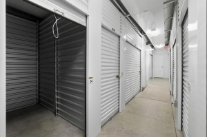 StorageMart - Redick Ave
