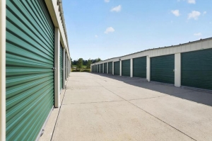 StorageMart - Redick Ave