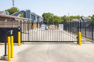 Devon Self Storage - University Storage - Photo 5