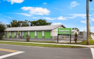Space Shop Self Storage - Lakeland Annex 2