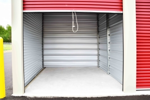 Storage Sense - Burton - Photo 8