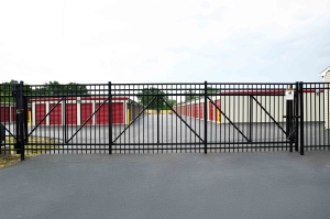 Storage Sense - Burton - Photo 11