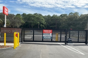 Public Storage - Ocala - 4699 E Silver Springs Blvd - Photo 4