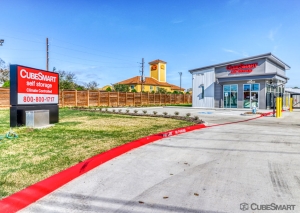 CubeSmart Self Storage TX Houston Veterans Memorial Dr - Photo 1