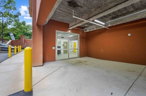 University Storage - Charlotte - Photo 3