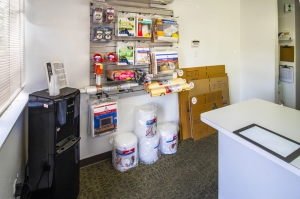 Devon Self Storage - 9274 - Veterans Memorial Dr - Photo 6