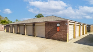 Devon Self Storage - 9275 - Gessner Rd - Photo 4