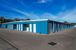 Storelocal Storage - Lake Wales - Photo 6