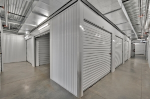 Pinnacle Storage - Market St - Photo 3