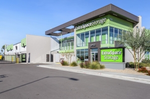 Extra Space Storage - 6116 - Mesa - Val Vista Dr