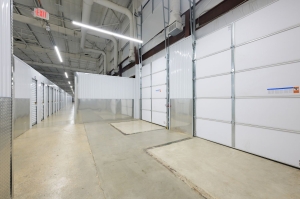 Extra Space Storage - 6498 - Montgomery - Eastern Blvd - Photo 2