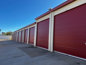 Extra Space Storage - 6615 - Moore - NW 27th St - Photo 4