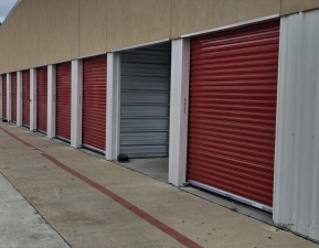 Extra Space Storage - 6591 - Dallas - Guard Dr - Photo 5