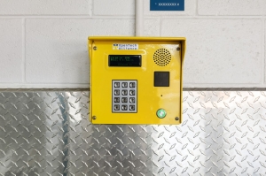 Extra Space Storage - 6590 - Bradenton - 115 Manatee Ave W - Photo 2