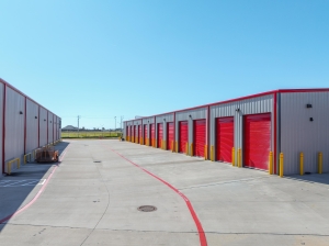 10 Federal Storage - S Beauchamp Blvd - Photo 15