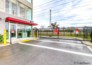 CubeSmart Self Storage - 395 Longley Dr - Fl - Photo 8