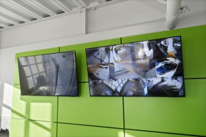 Extra Space Storage - 6302 - Santa Clarita - Valley Center Dr - Photo 7