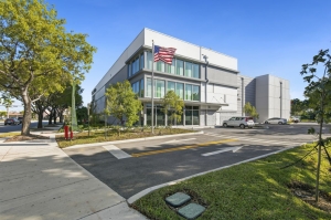 Extra Space Storage - 6285 - Doral - NW 105th St