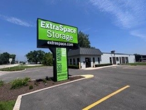 Extra Space Storage - 6699 - Grayslake - Barron Blvd