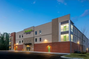 Extra Space Storage - 6625 - Lithia Springs - Thornton Rd