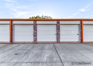 CubeSmart Self Storage TX Arlington W Pleasant Ridge Rd - Photo 4
