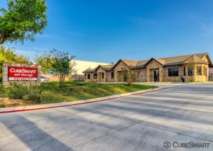 CubeSmart Self Storage TX Arlington W Pleasant Ridge Rd - Photo 8
