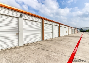 CubeSmart Self Storage TX Lancaster N Houston School Rd - Photo 6