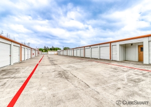 CubeSmart Self Storage TX Lancaster S Interstate 35 E - Photo 6