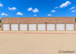 CubeSmart Self Storage TX Lancaster S Interstate 35 E - Photo 6