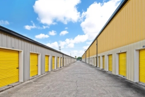 Mini Mall Storage - Marrero - Photo 6