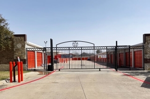 Public Storage - Denton - 4205 Teasley Ln - Photo 4