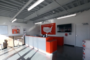 Public Storage - Conroe - 235 Interstate 45 N - Photo 3