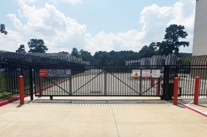 Public Storage - Conroe - 235 Interstate 45 N - Photo 4