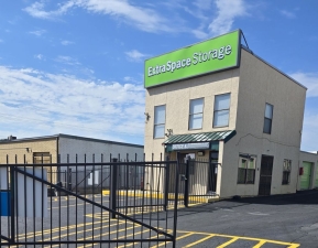Extra Space Storage - 2244 - San Antonio - 1018 Patricia - Photo 4