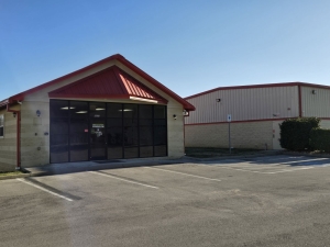 Extra Space Storage - 2097 - Knoxville - Barger Pond Way - Photo 6