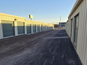 Extra Space Storage - 2223 - San Antonio - Crestway Rd - Photo 3